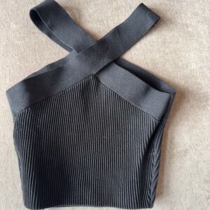 Aritzia Babaton ribbed crop top